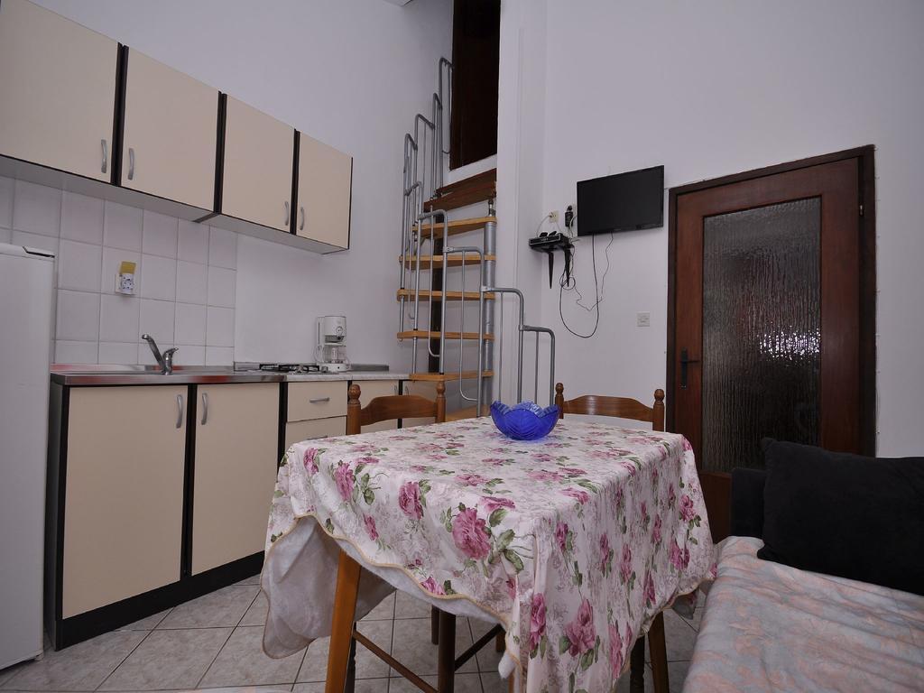 Apartments Mira 645 Porec Bilik gambar