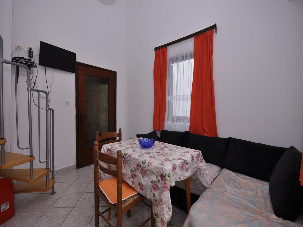 Apartments Mira 645 Porec Bilik gambar